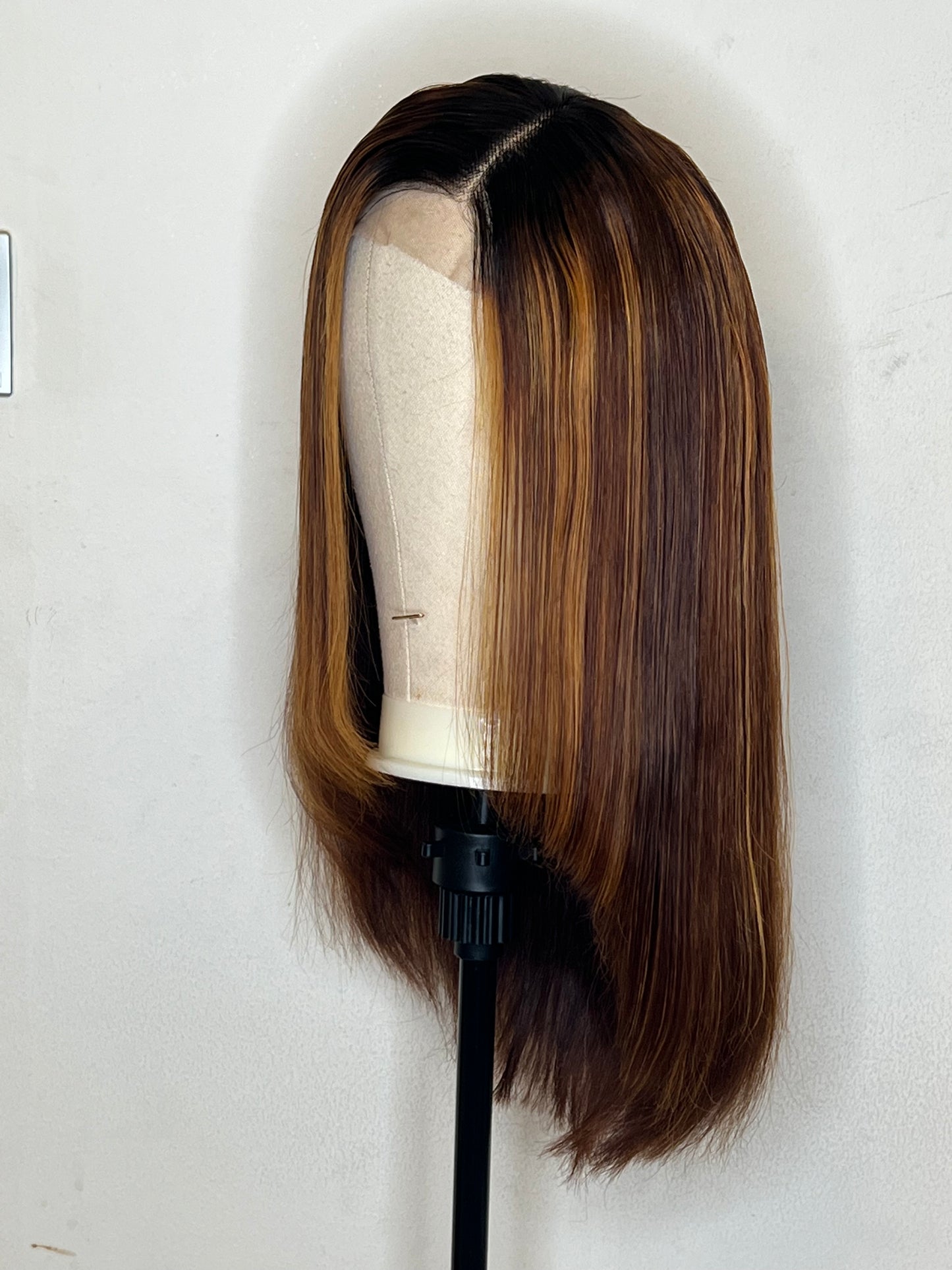 4x4 Layer Cut Highlight Wig 16”