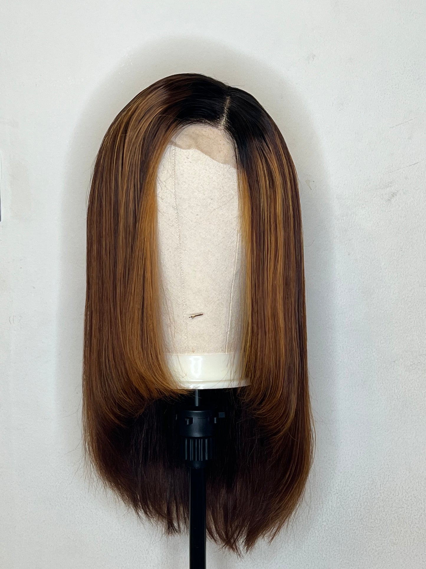 4x4 Layer Cut Highlight Wig 16”